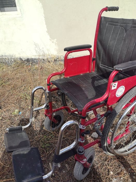 Инвалидная коляска