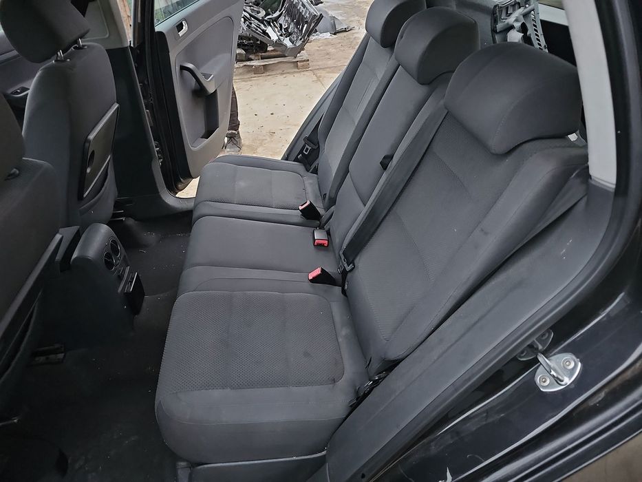 Bancheta spate Volkswagen Golf 5 Plus (5M1) [Fabr 2005-2008] OEM