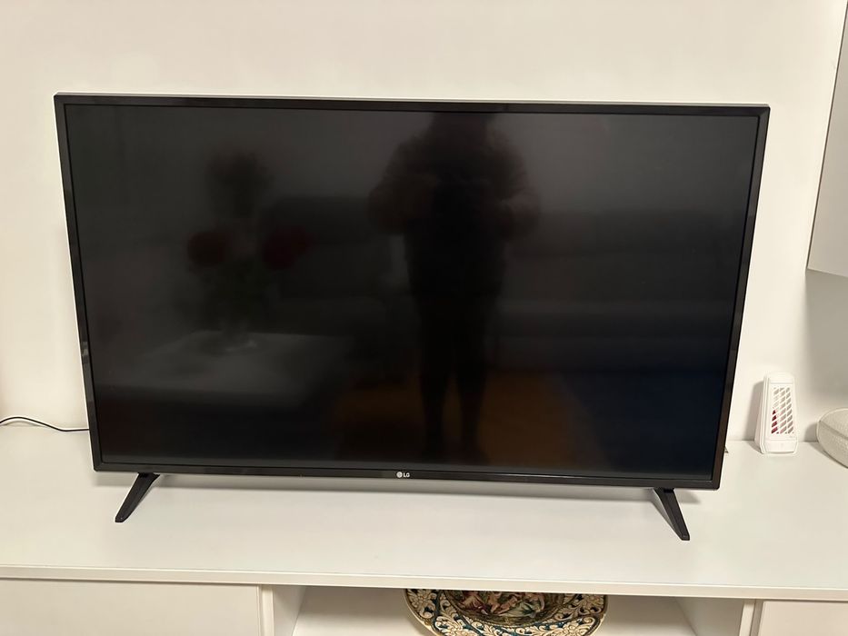 Smart TV 4K LG 43UJ6307 (108 cm) - Funcționează perfect