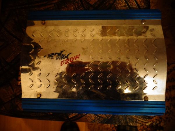 продавам МП 3 И усилватели за кола по 60 euro