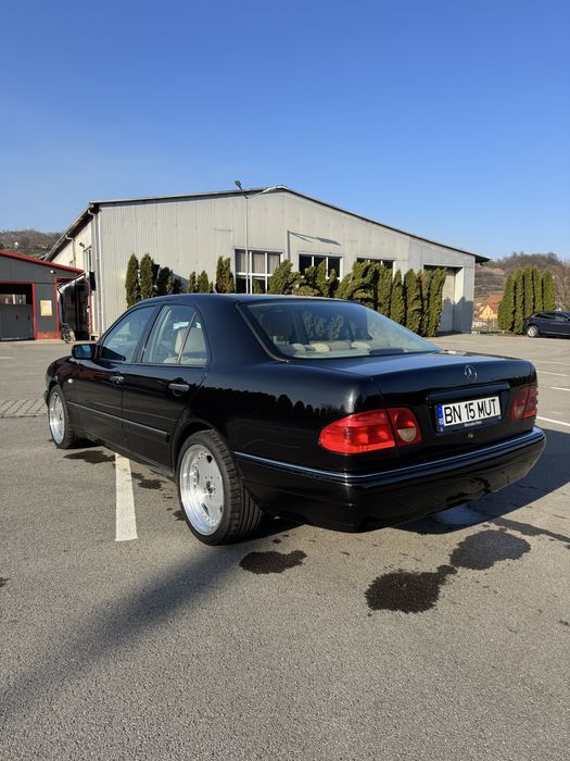 Mercedes Benz W210 E300TD