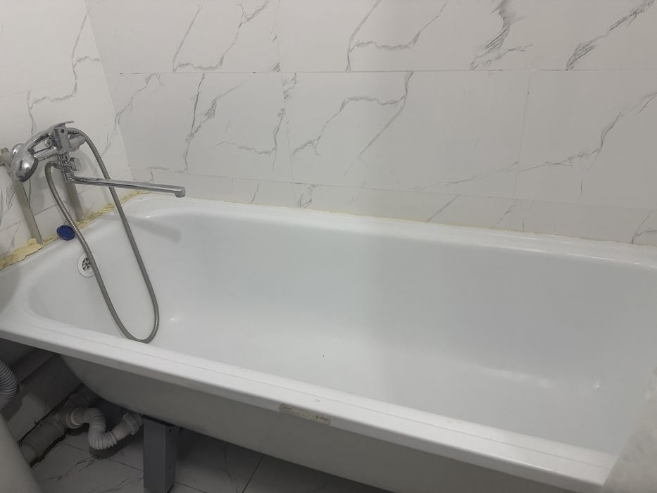 Продам ванну, унитаз и раковину