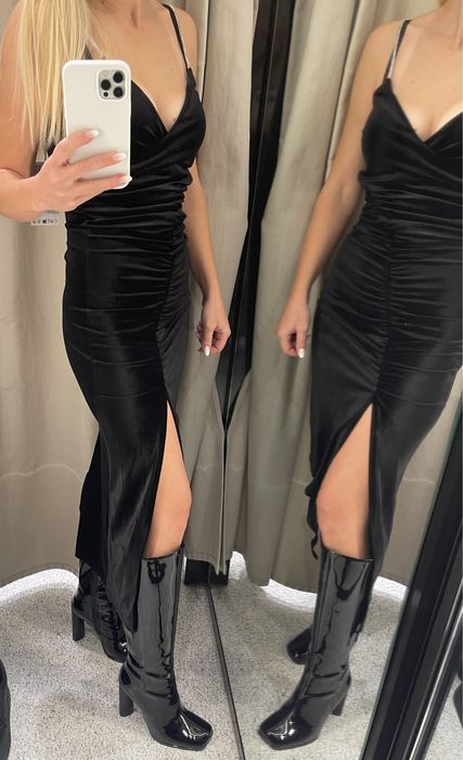 Кадифена рокля Zara