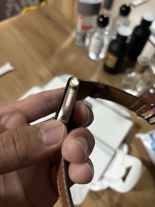 Apple Watch Series 10 46mm Rose Gold