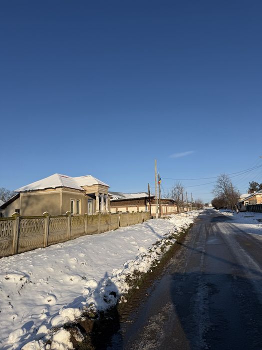 Casa de vanzare ,teren  678mp Segarcea Deal,Comuna Segarcea Vale,TR