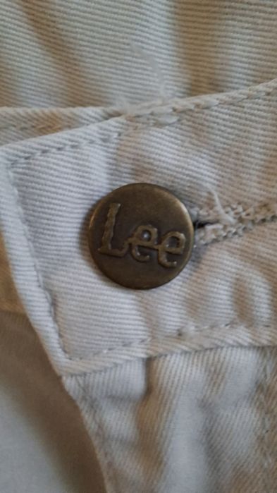 Культовые джинсы LEE