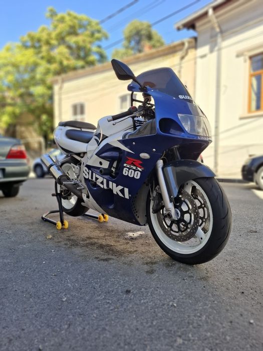 Vand Suzuki GSXR SRAD 600 an 1999