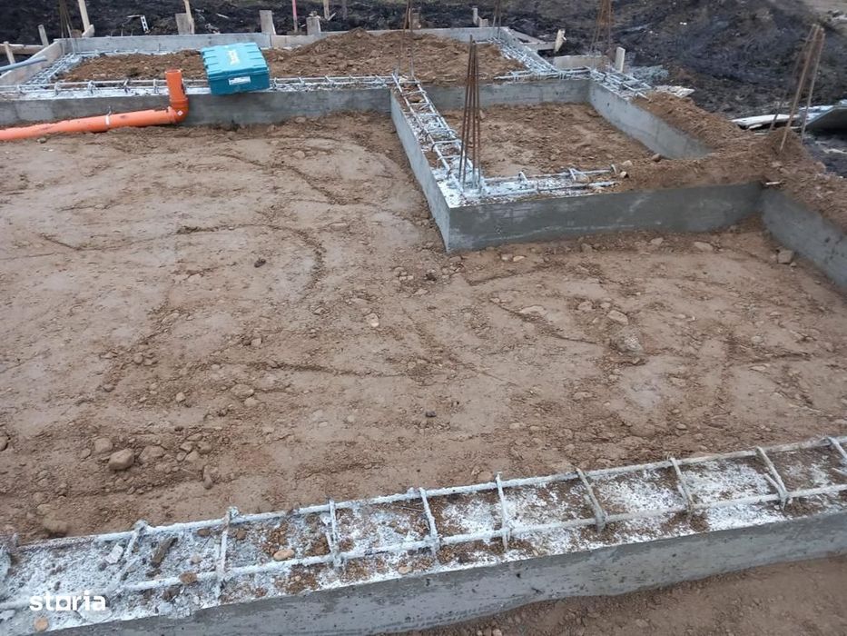 De vanzare Duplex Corusu