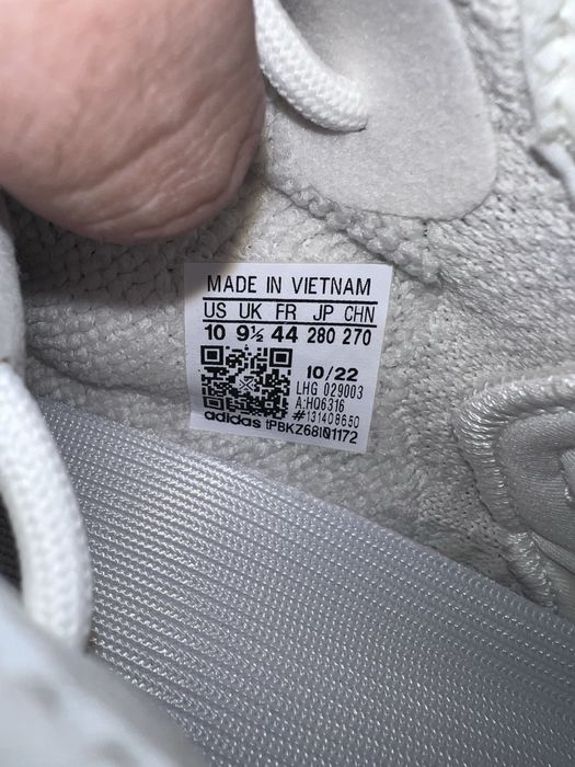 Yeezy 350 Bone White