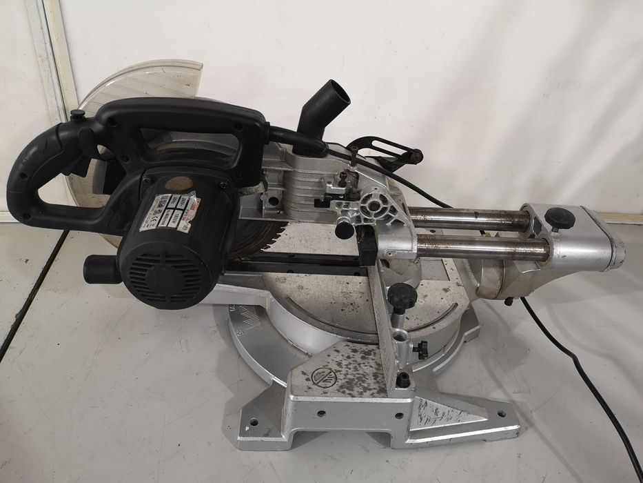 Циркуляр пендула - Bosun 1800W \ 255mm