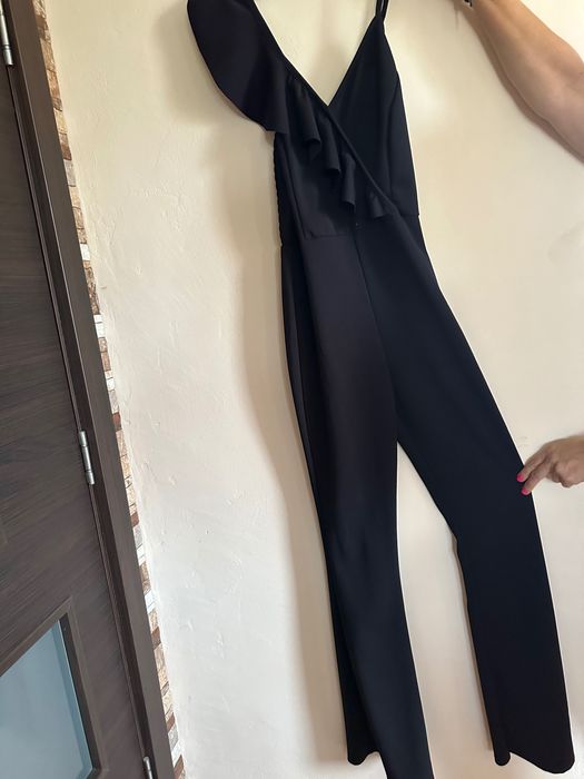 Официален черен гащеризон