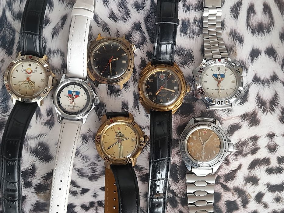 Лот от ретро руски механични часовници Восток Командирски