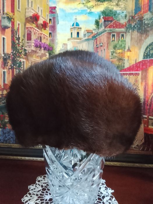 Продам норковую шапку