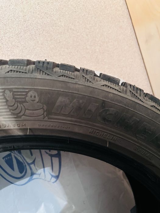 Продам шины MICHELIN R18