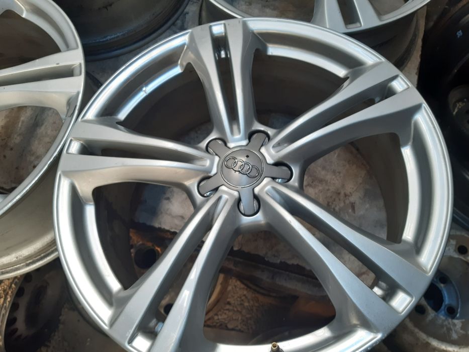 Set jante R20 Audi originale 8..5j ×20  et 45   5×112