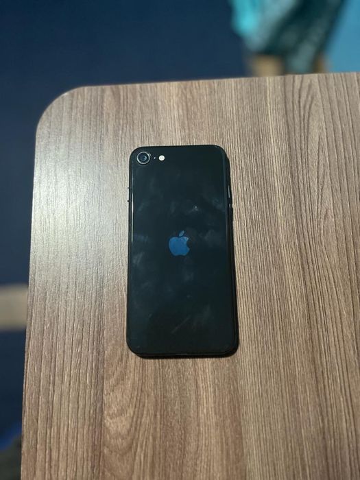 iPhone SE 2 64 гб