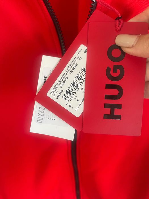 Чисто ново горнище Hugo