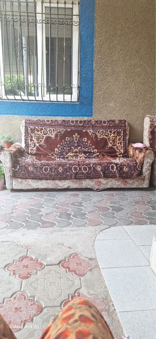 Отдам диван бесплатно