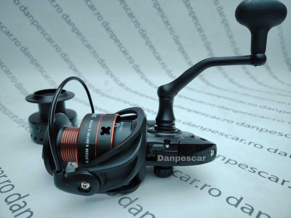 Mulineta FL XFB5000 6 rulmenti pentru crap si tambur rezerva