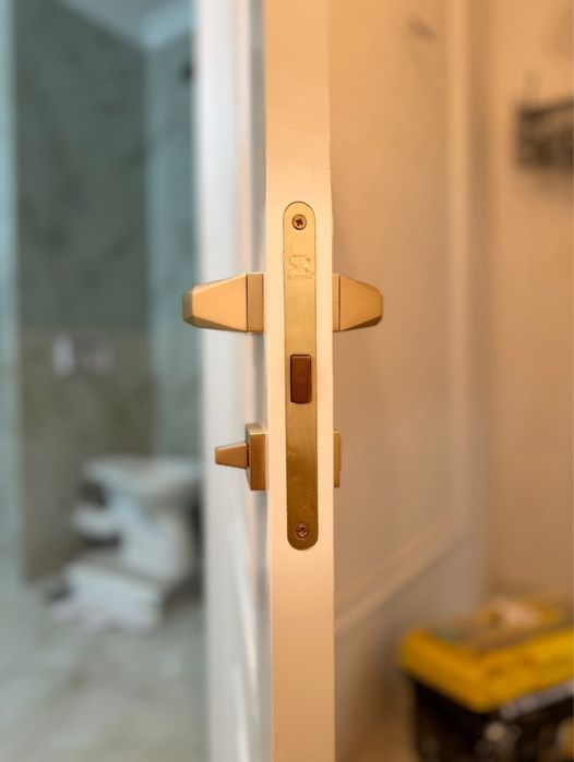 Установка двери межкомнатные