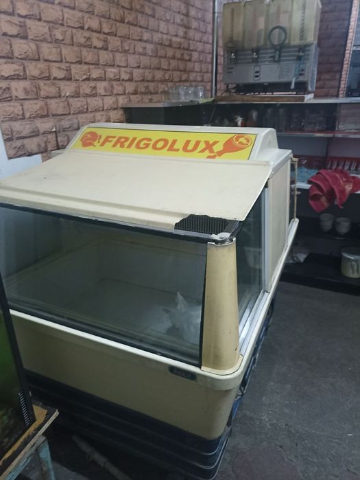 Морозильник сотилади. Минусовой производство Италия