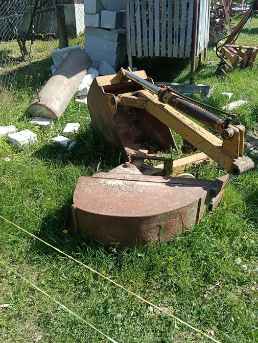 Vând greifer  pentru încărcat sau săpat