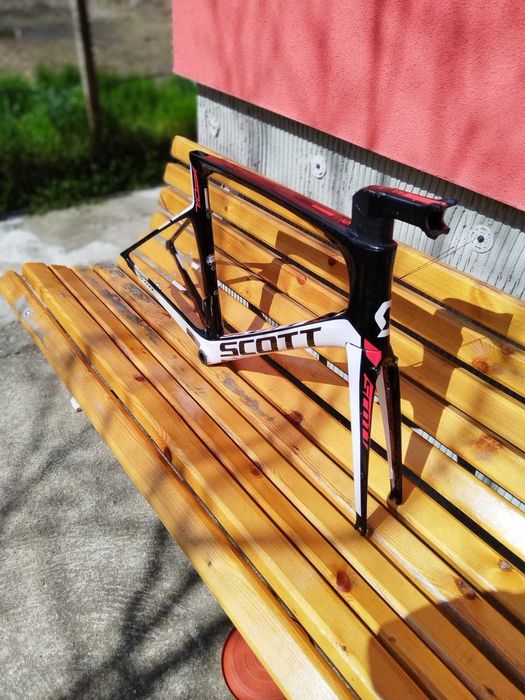 SCOTT FOIL рамка