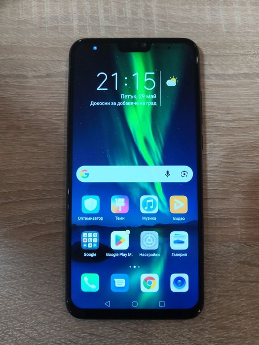 Honor 8x много запазен