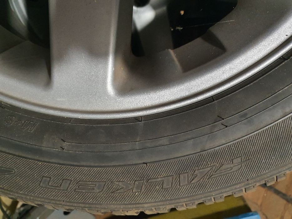 Джанти и гуми  за land rover