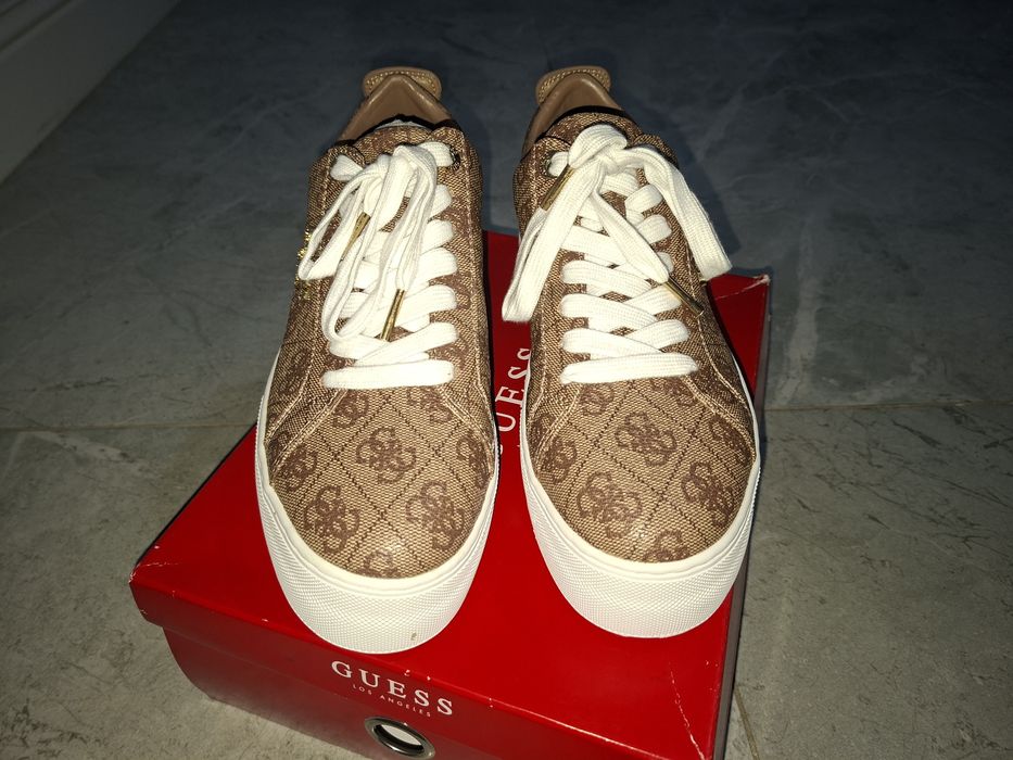 Женские кеды Guess