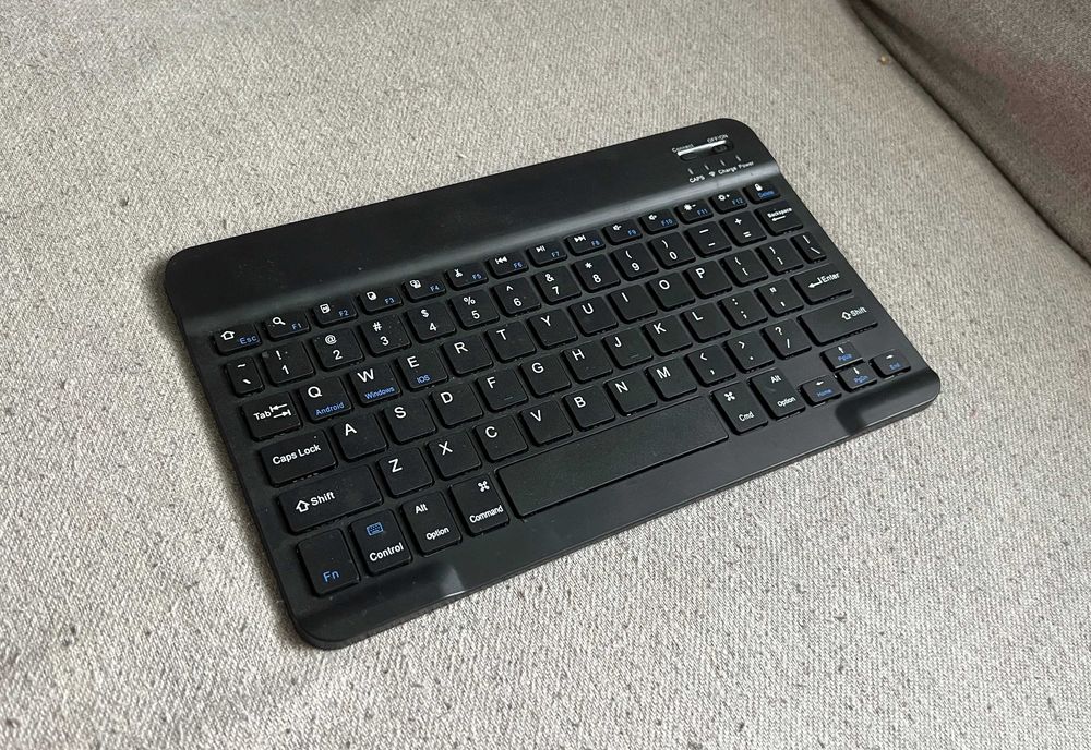 Tastatura wireless Bluetooth slim compatibila PC laptop tableta