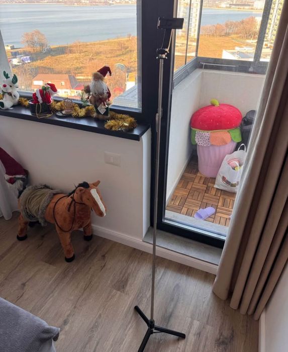 Selfie stick trepied cu telecomandă pentru telefon 170 cm