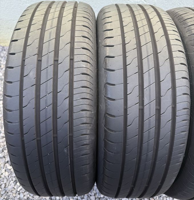 4бр 205/60/16 на 7мм с 22дот Гудиер