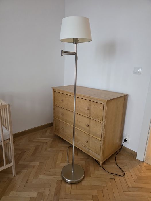 Lampadar argintiu, inox, cu abajur rotativ