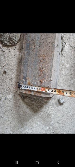 Продам уголок металлический продам