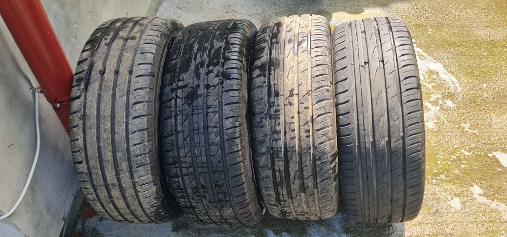 Vand roti Mercedes pe 17" 225/55/17 provenite de pe Mercedes W213