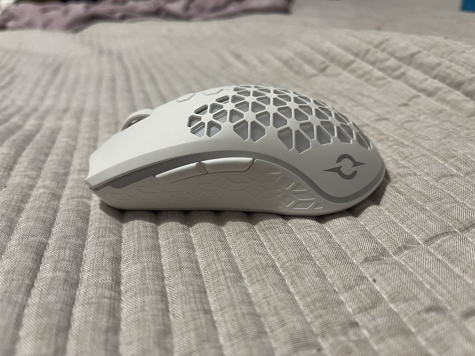 Mouse AQIRYS Polaris
