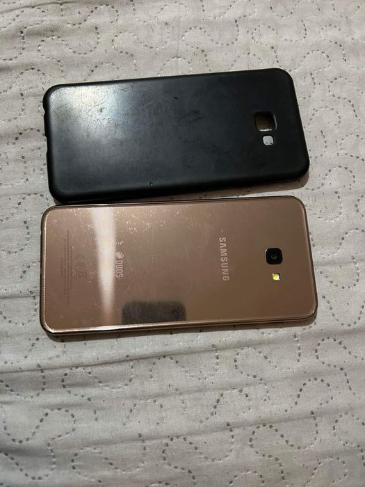 Мобилен телефон Samsung Galaxy J4+