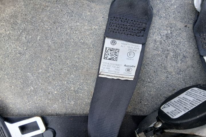 Plansa bord + centuri 1K1857181A 1K4857706AA 1K4857705S 1K1857181A 1K