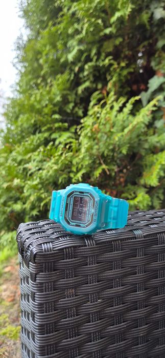 Casio G-Shock DW-B5600G-2er