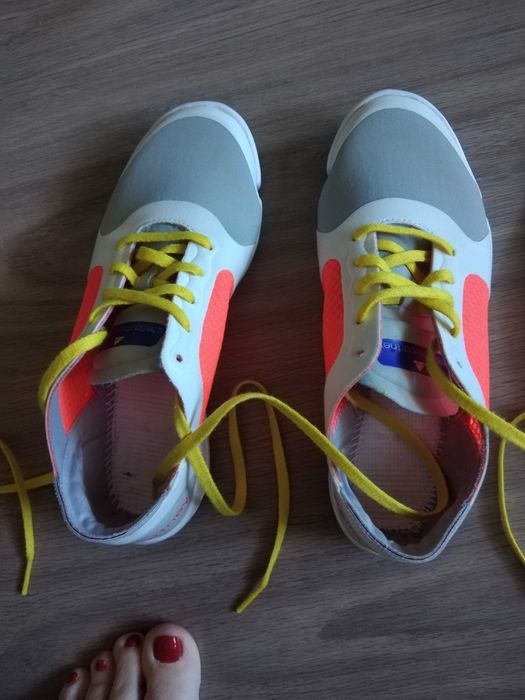 Дамски маратонки