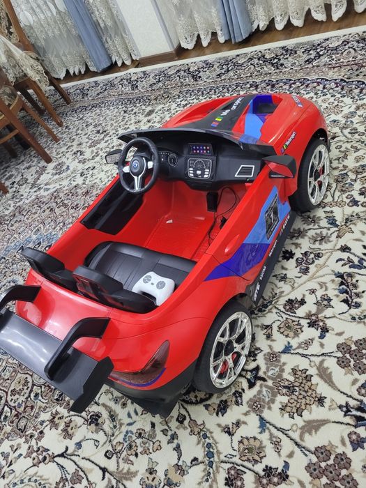 BMV машина для детей с пультом