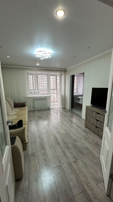 Срочно продам 2 комн квартиру в ДСР