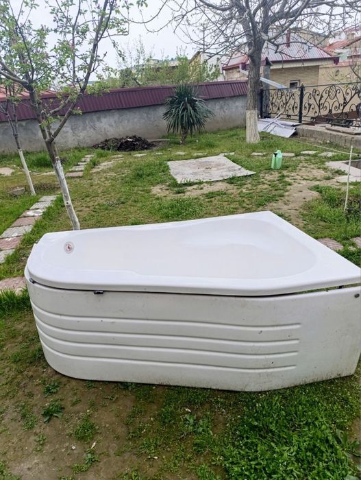 Продаётся акриловая ванна