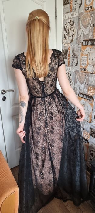 Дантелена бална официална рокля