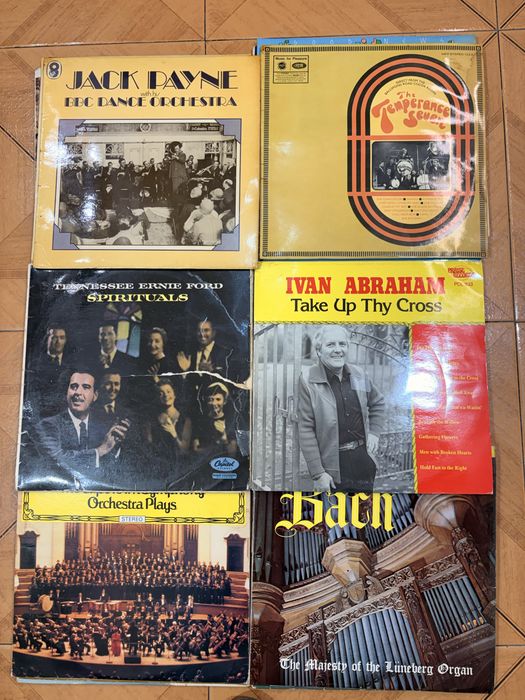 Pachet 30 discuri vinil(diverse genuri in stare buna)
