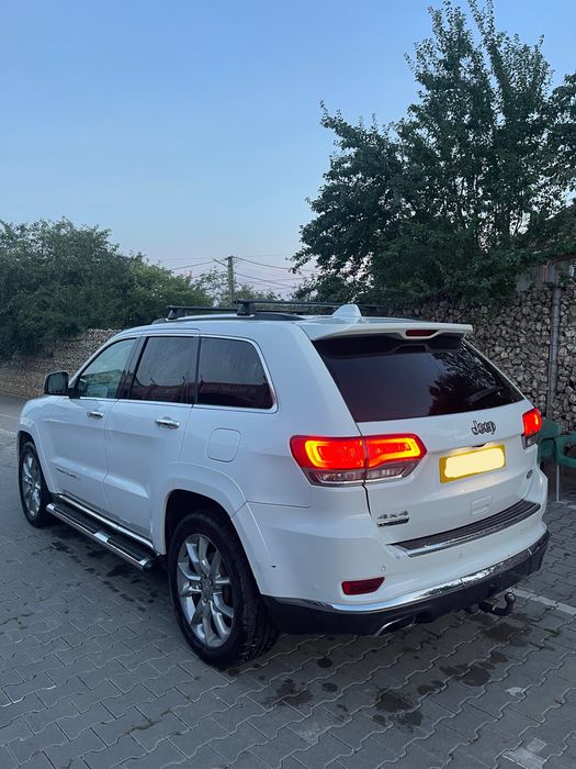 Dezmembrez jeep grand cherokee 3.0 exf wk2