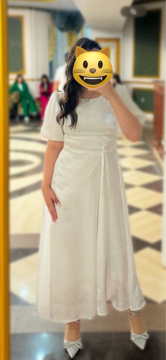 Белое платье