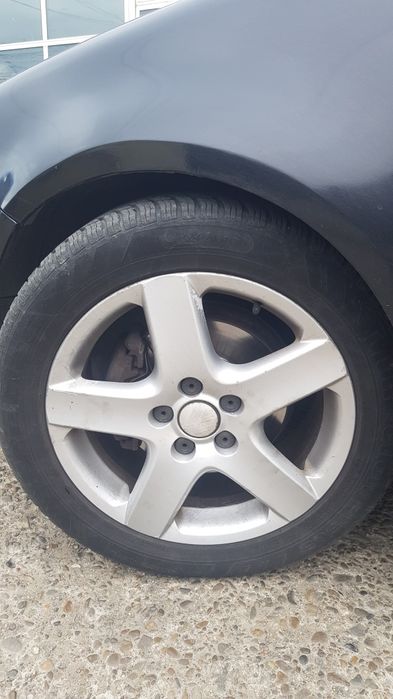 Vand jenti R17,Volkswagen Golf 5