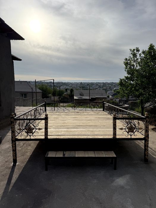 Тапчан сатылады жаңа.